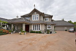 8820 Bairdmore Cres