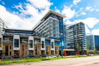 1021 - 6600 Minoru Boulevard