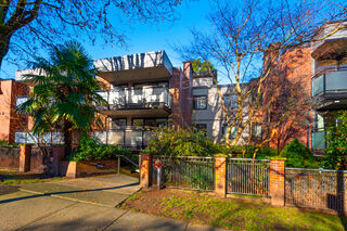 Beach House: 212 - 2255 York Avenue