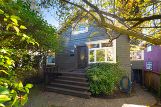 219 29th Street East