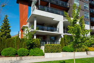 Crest: TH13 - 108 8th Street East