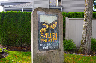 829 Roche Point Drive