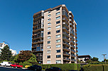Royal Kensington: 105 - 444 Lonsdale Avenue
