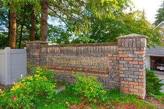 Buckingham Court: 20 - 2590 Panorama Drive