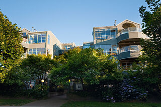 Henley Park: 301 - 2250 West 3rd Avenue