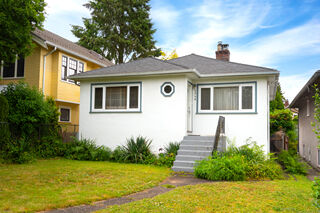 2548 Oxford Street