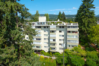 Oceanbrook: 505 - 1425 Esquimalt Avenue