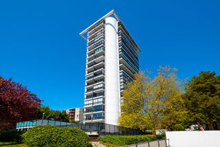Westshore Place: 204 - 650 16th Street