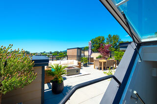 Remix: 417 - 733 14th Street West