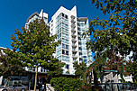 Aquarius Villa: 202 - 1111 Marinaside Crescent