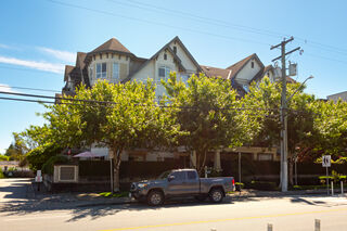 Falcon Place: 202 - 12090 227 Street