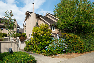 24 - 230 15th Street West