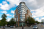 Metrovista: 418 - 288 East 8th Avenue