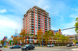 Jade: 409 - 5933 Cooney Road