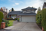 1824 Esquimalt Avenue