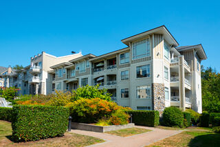 Windsong: 104 - 3625 Windcrest Drive