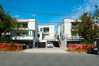 204 - 925 West 8th Avenue