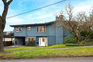 636 North Slocan Street