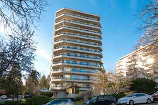 Regent: 9 - 1717 Duchess Avenue