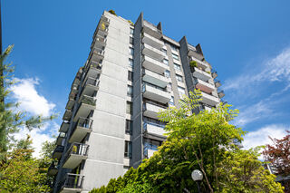 Lancaster Gate: 1106 - 1720 Barclay Street