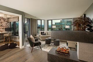 Meridian Cove: 907 - 2201 Pine Street
