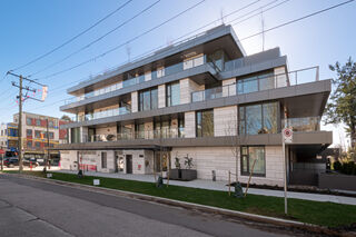 Dunbar at 39th: 401 - 3636 West 39th Avenue